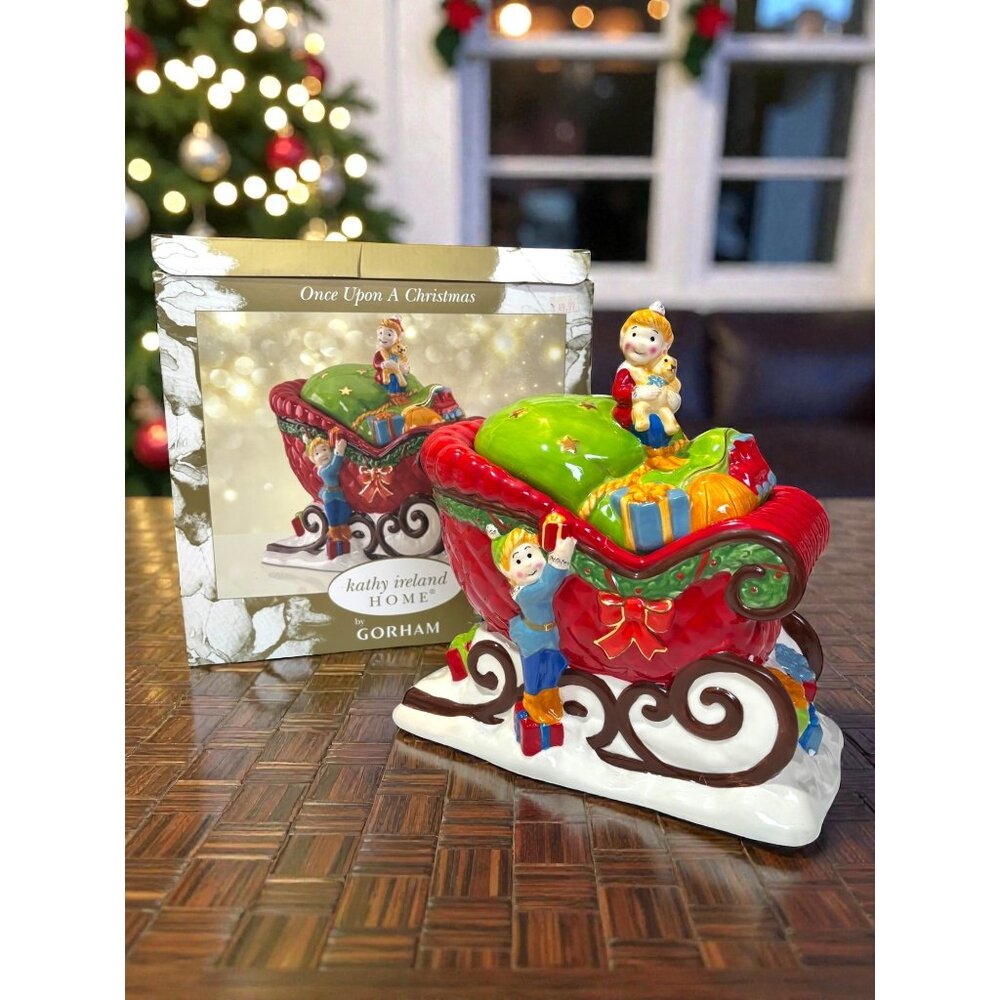 Kathy Ireland Gorham Once Upon A Christmas Sleigh Cookie Jar With Lid Hand-Paint